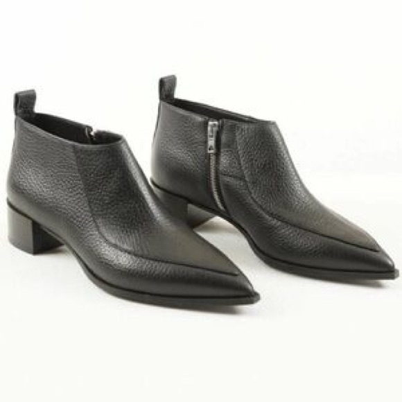 Everlane Shoes - Everlane Boss Low Boot SZ 10 NWOB